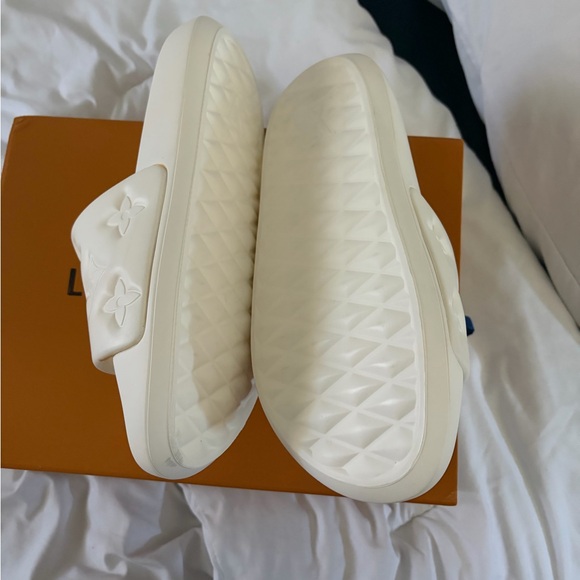 Louis Vuitton Cream Embossed Slides - Picture 2 of 5